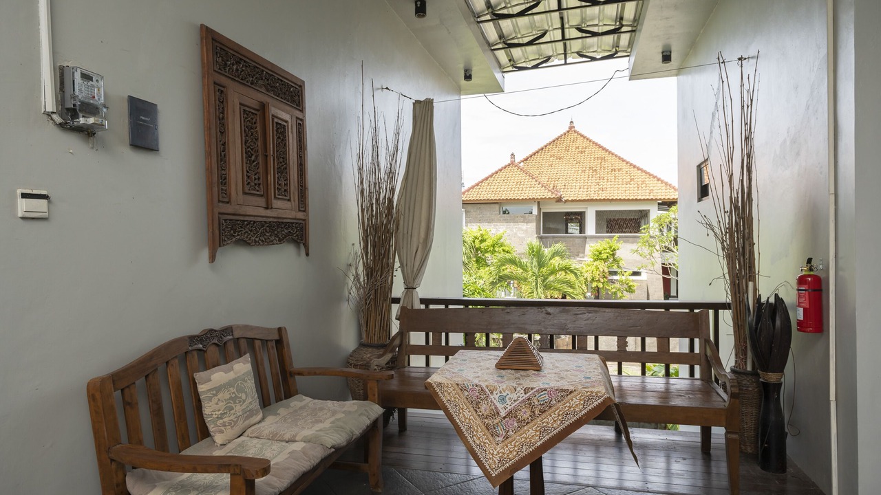 Photo of Others in Sunset Road