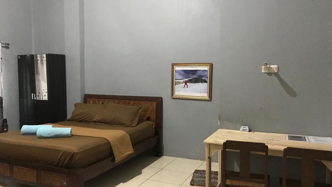 Photo of Bedroom in Biringkanya