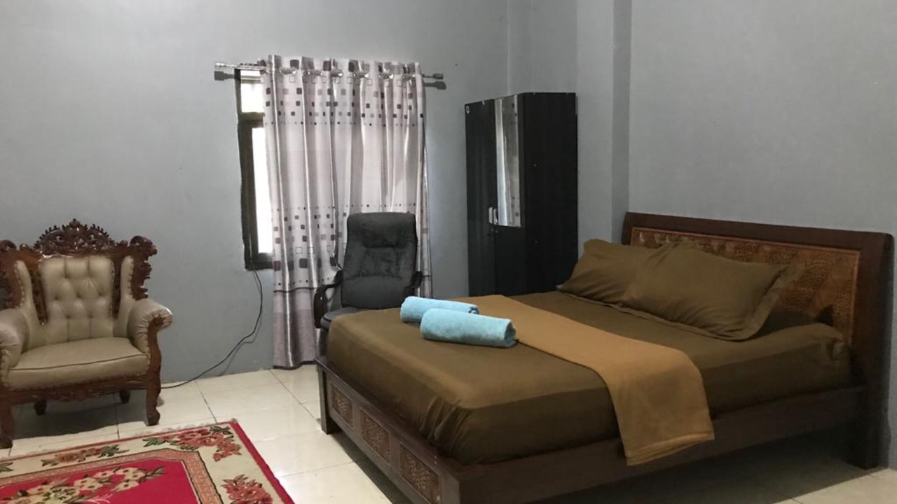 Photo of Bedroom in Biringkanya
