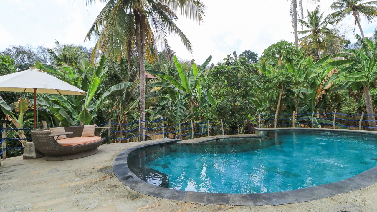 Photo of Outdoor in Mushroom Bay