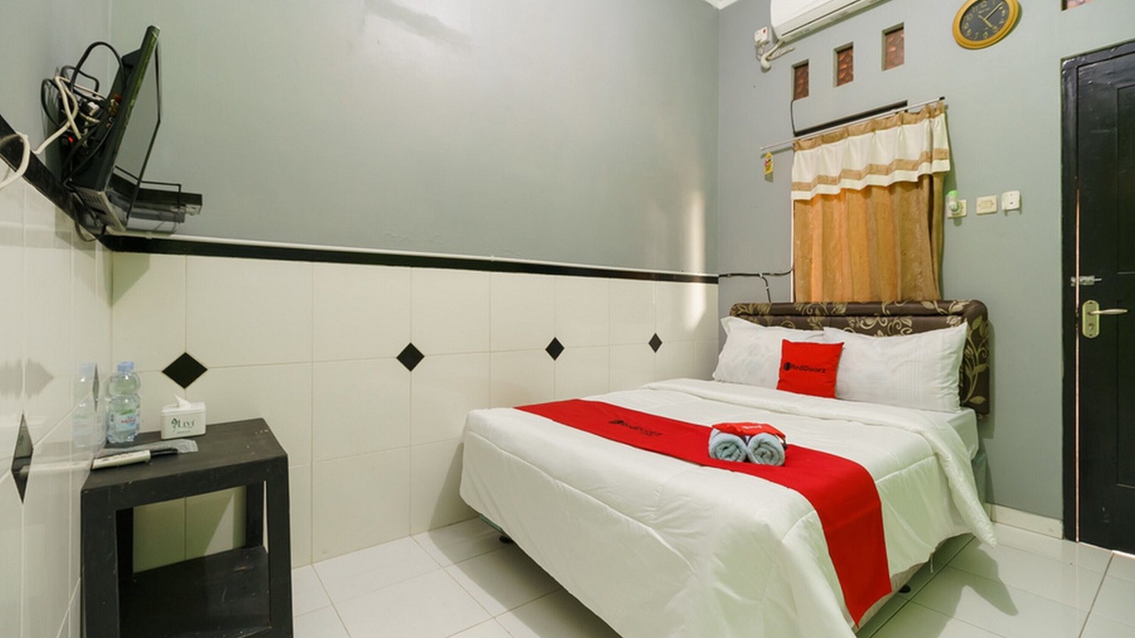 Photo of Bedroom in Babakan