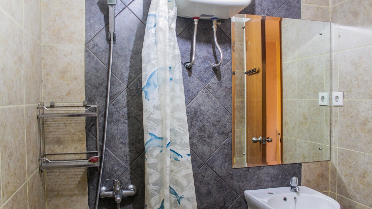 Photo of Bathroom in Panunggangan Utara