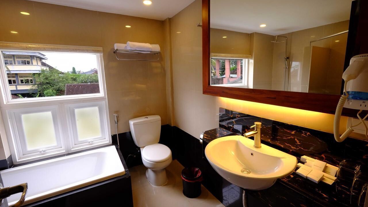 Photo of Bathroom in Kedewatan