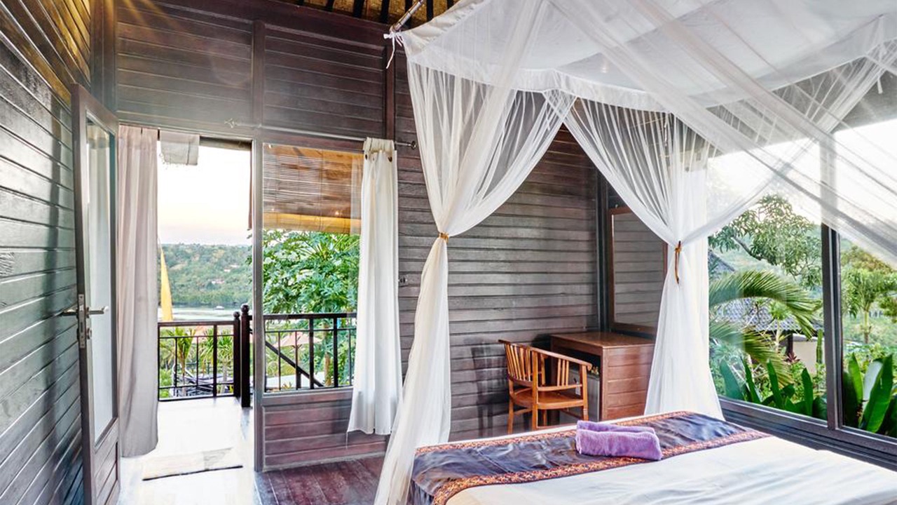 Photo of Bedroom in Mushroom Bay