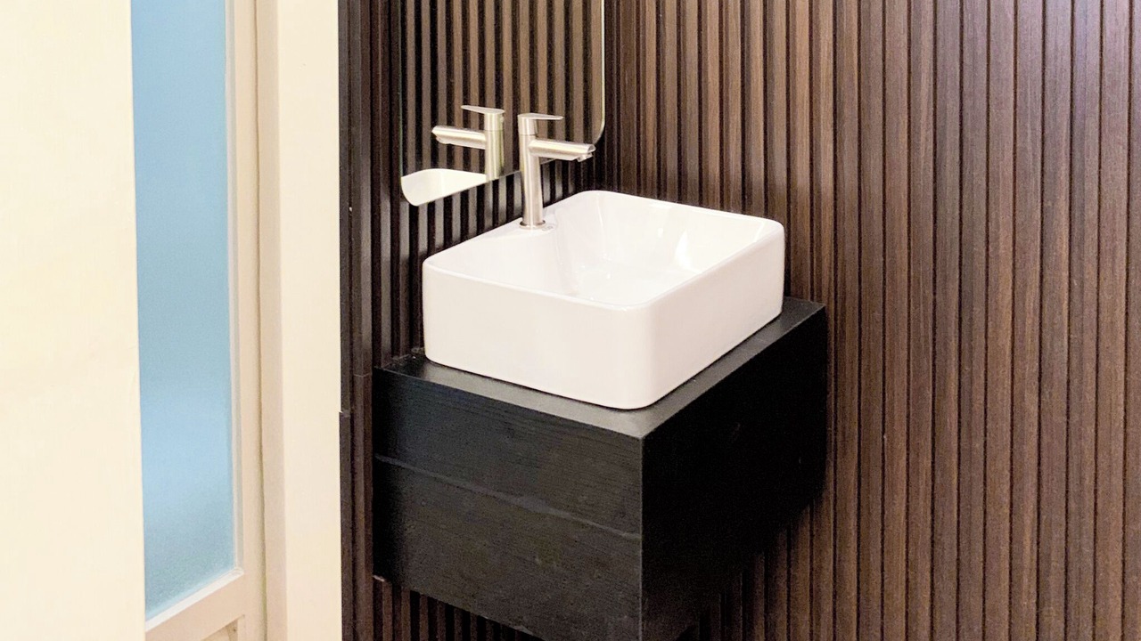 Photo of Bathroom in Kalipuro