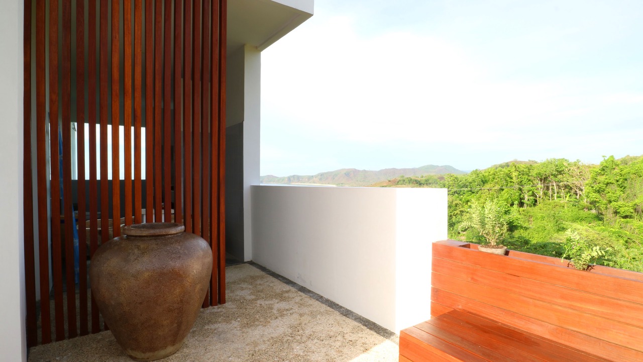 Photo of Patio Balcony in Selong Belanak