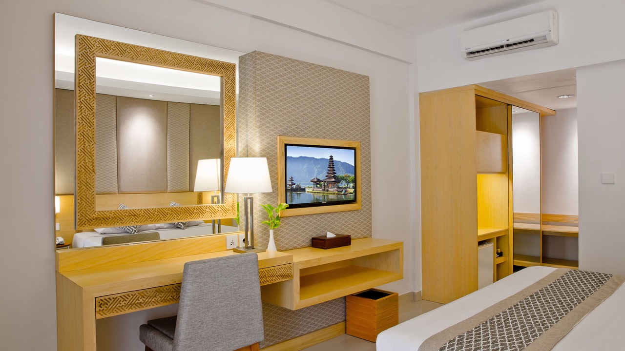 Photo of Bedroom in Kartika Plaza