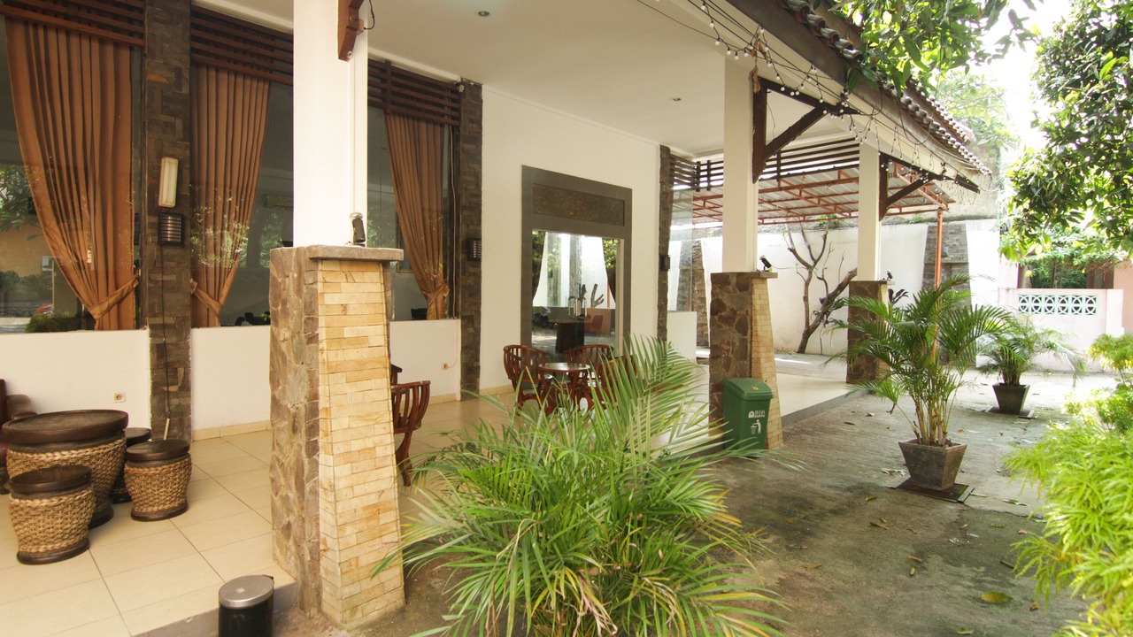 Photo of Patio Balcony in Purwakarta