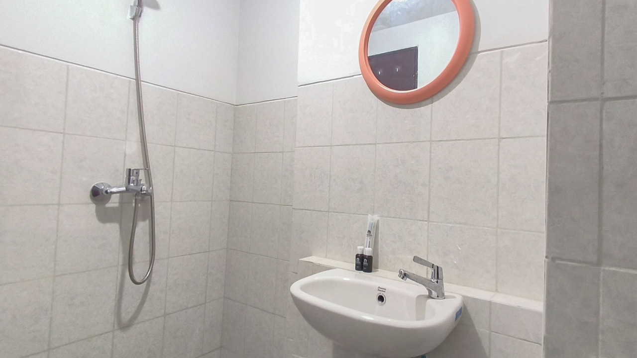 Photo of Bathroom in Sidoarjo