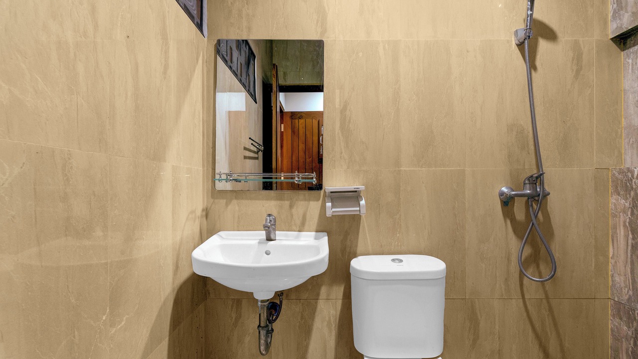 Photo of Bathroom in West Cirebon