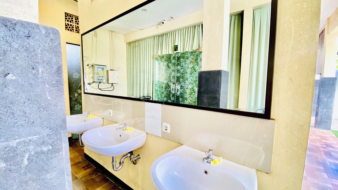 Photo of Bathroom in Padonan