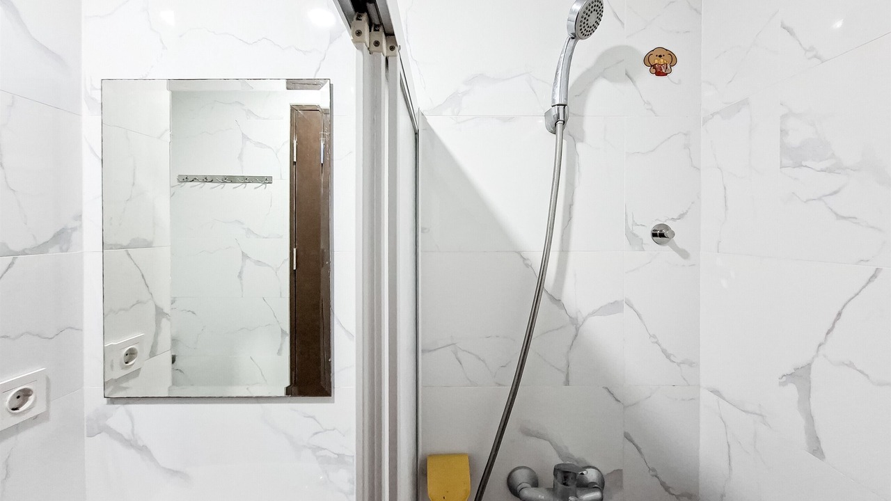 Photo of Bathroom in Panunggangan Utara