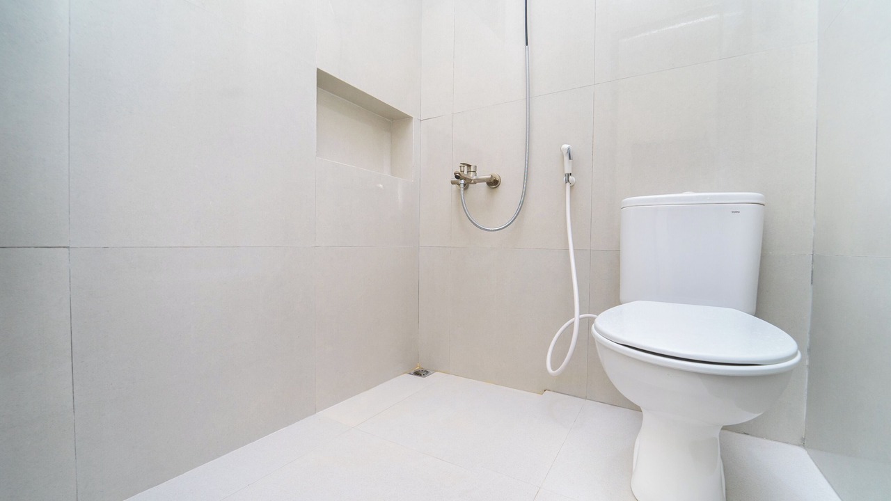 Photo of Bathroom in Laweyan