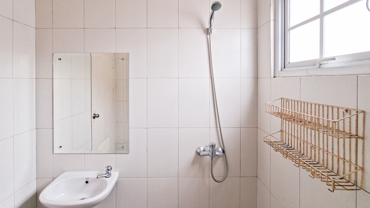 Photo of Bathroom in Pagedangan