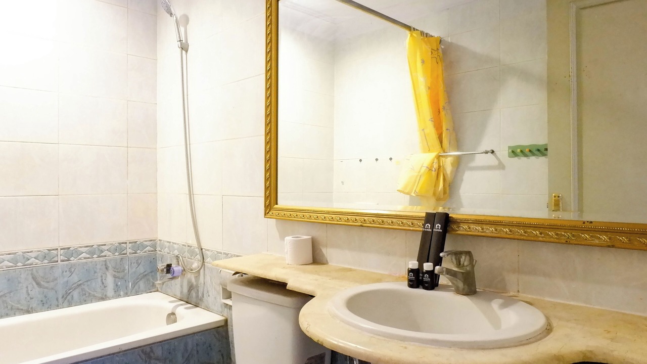 Photo of Bathroom in Suko Manunggal