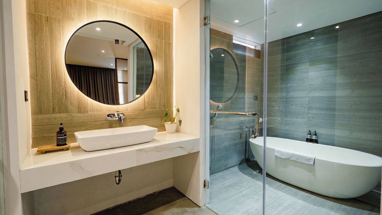 Photo of Bathroom in Sunset Road