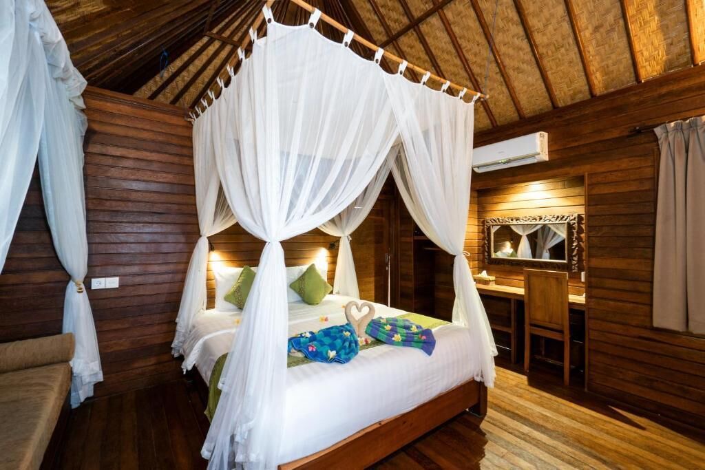 Photo of Bedroom in Mushroom Bay