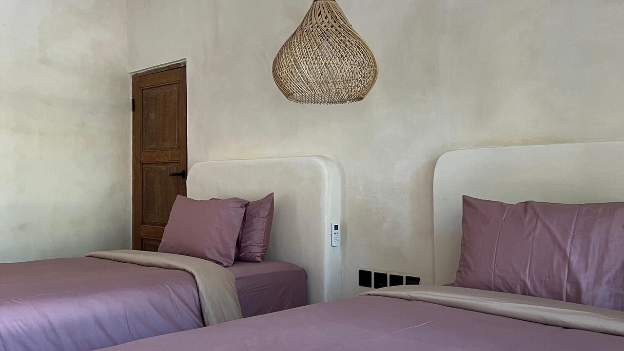 Photo of Bedroom in Mushroom Bay