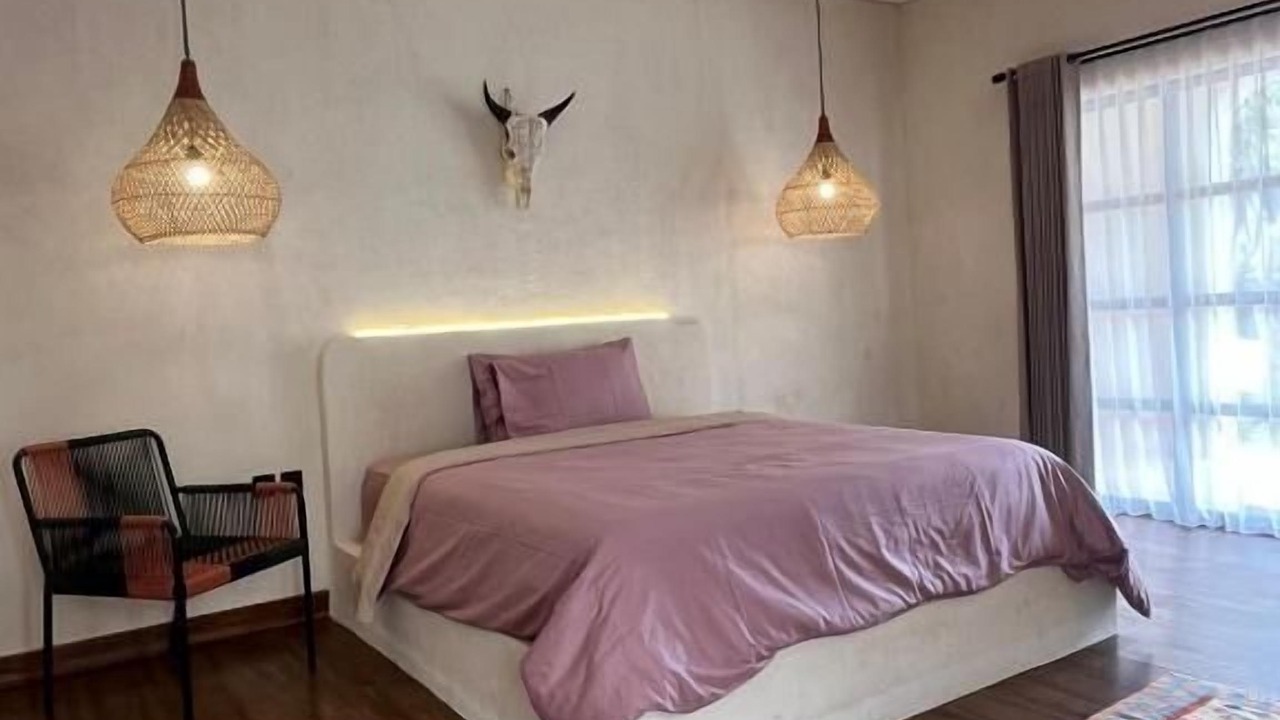 Photo of Others in Mushroom Bay