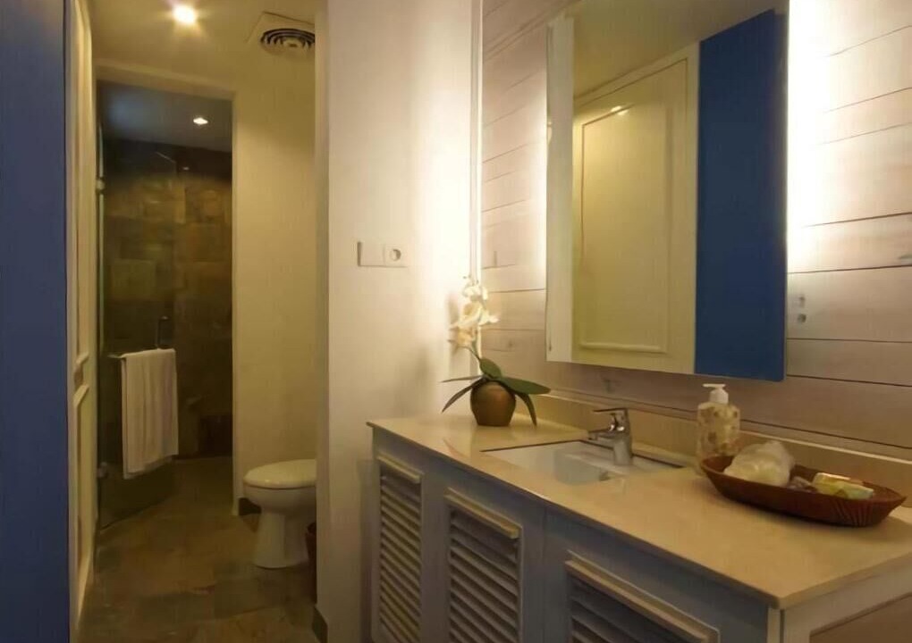 Photo of Bathroom in Petitenget