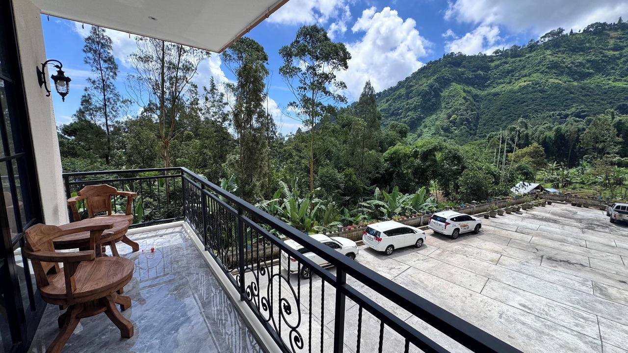Photo of Patio Balcony in Sukapura