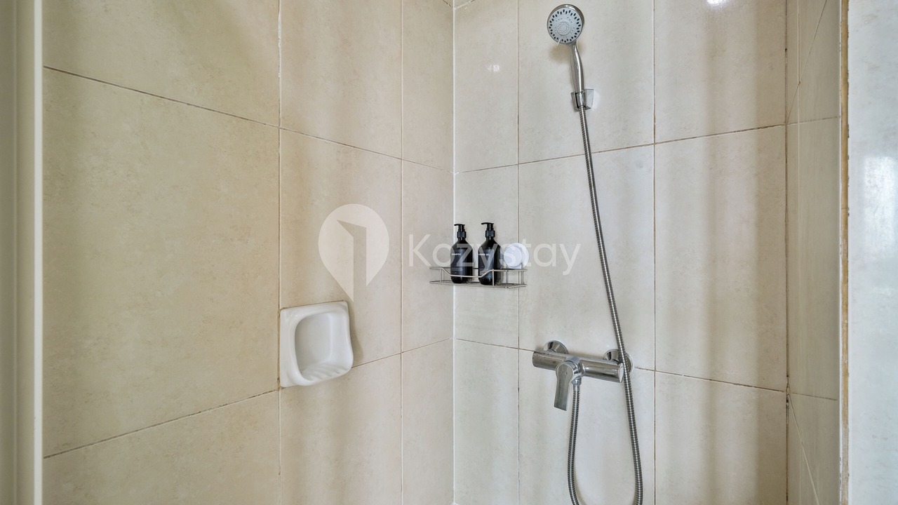 Photo of Bathroom in Karet