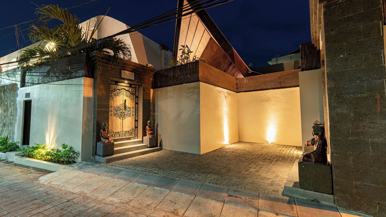Photo of Outdoor in Kartika Plaza