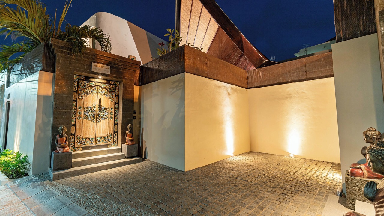 Photo of Outdoor in Kartika Plaza