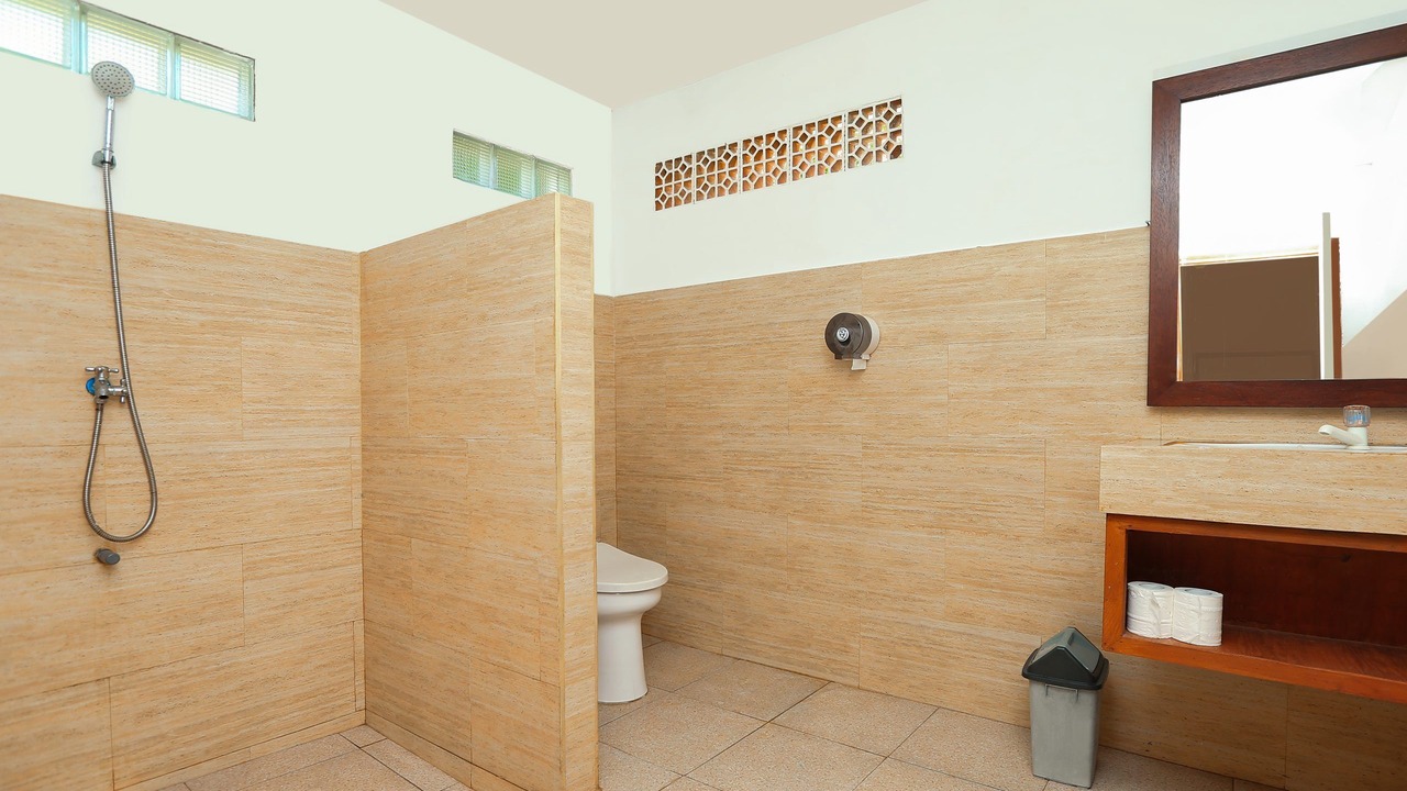 Photo of Bathroom in Kalipait