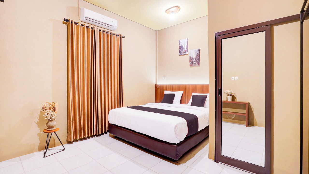 Photo of Bedroom in Padang