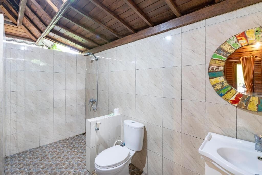 Photo of Bathroom in Jungut Batu
