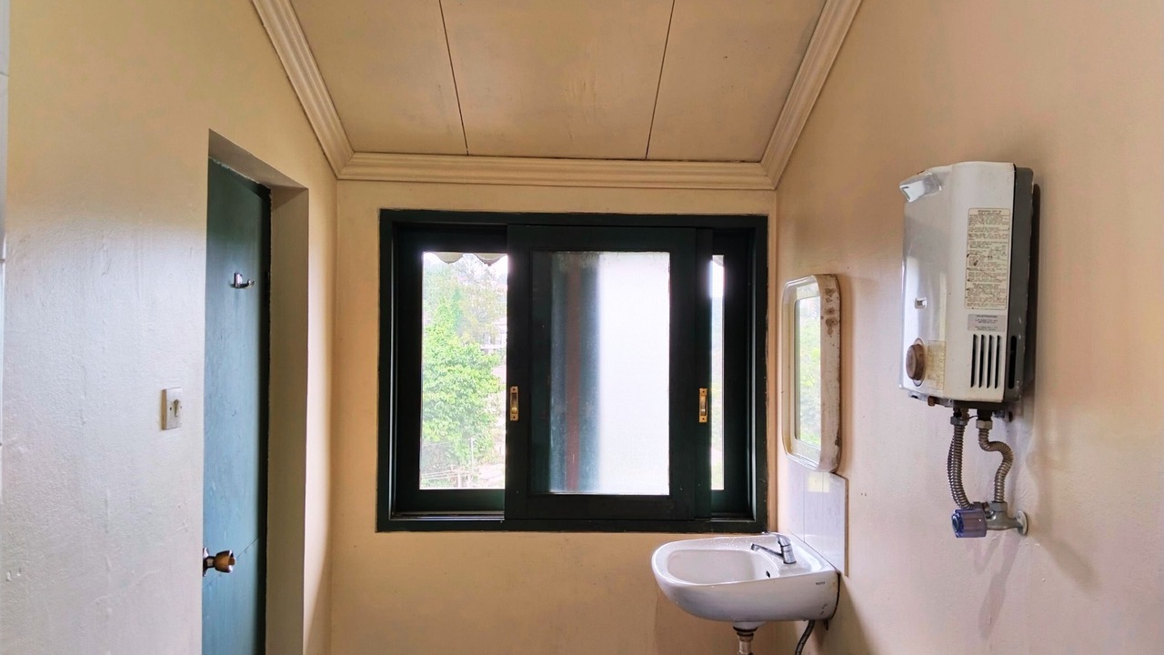 Photo of Bathroom in Cisarua
