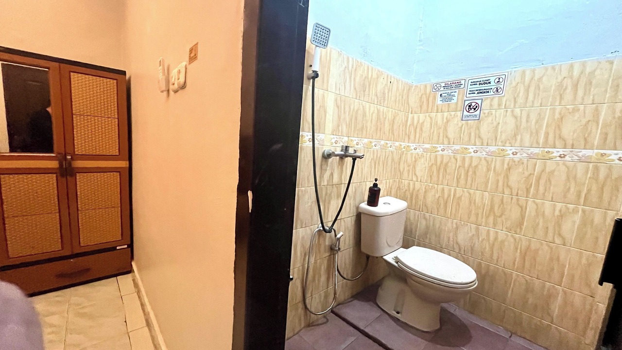 Photo of Bathroom in Jambi