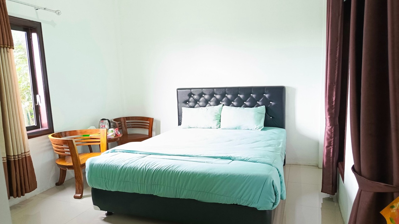 Photo of Bedroom in Sukapura