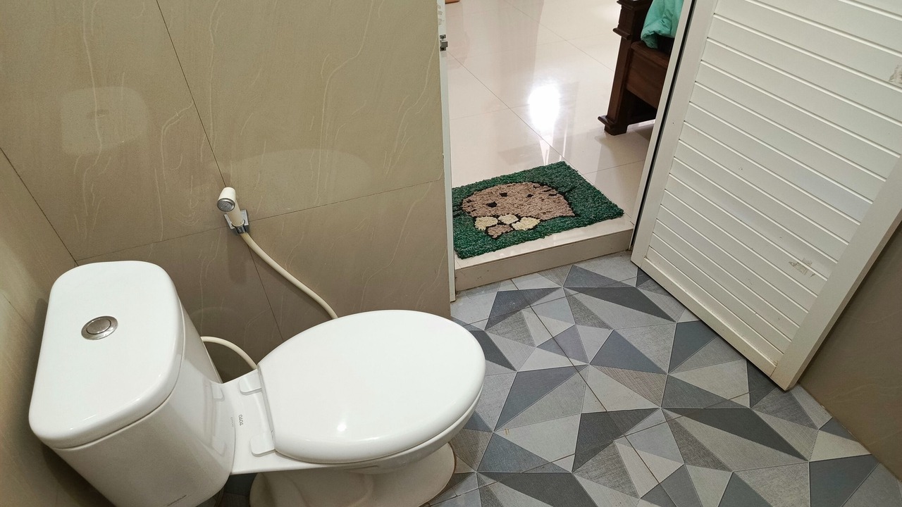 Photo of Bathroom in Sukapura