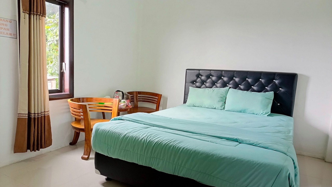 Photo of Bedroom in Sukapura