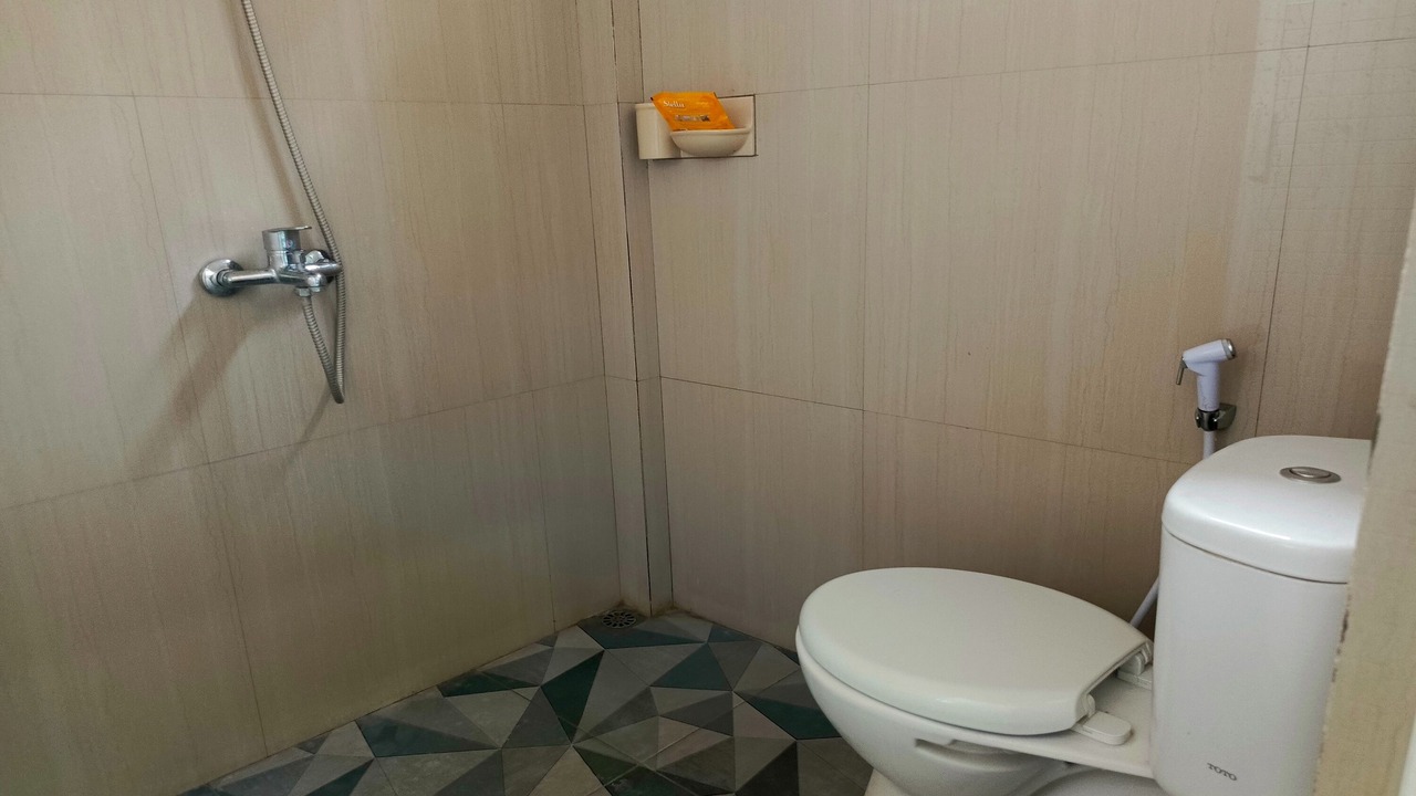 Photo of Bathroom in Sukapura