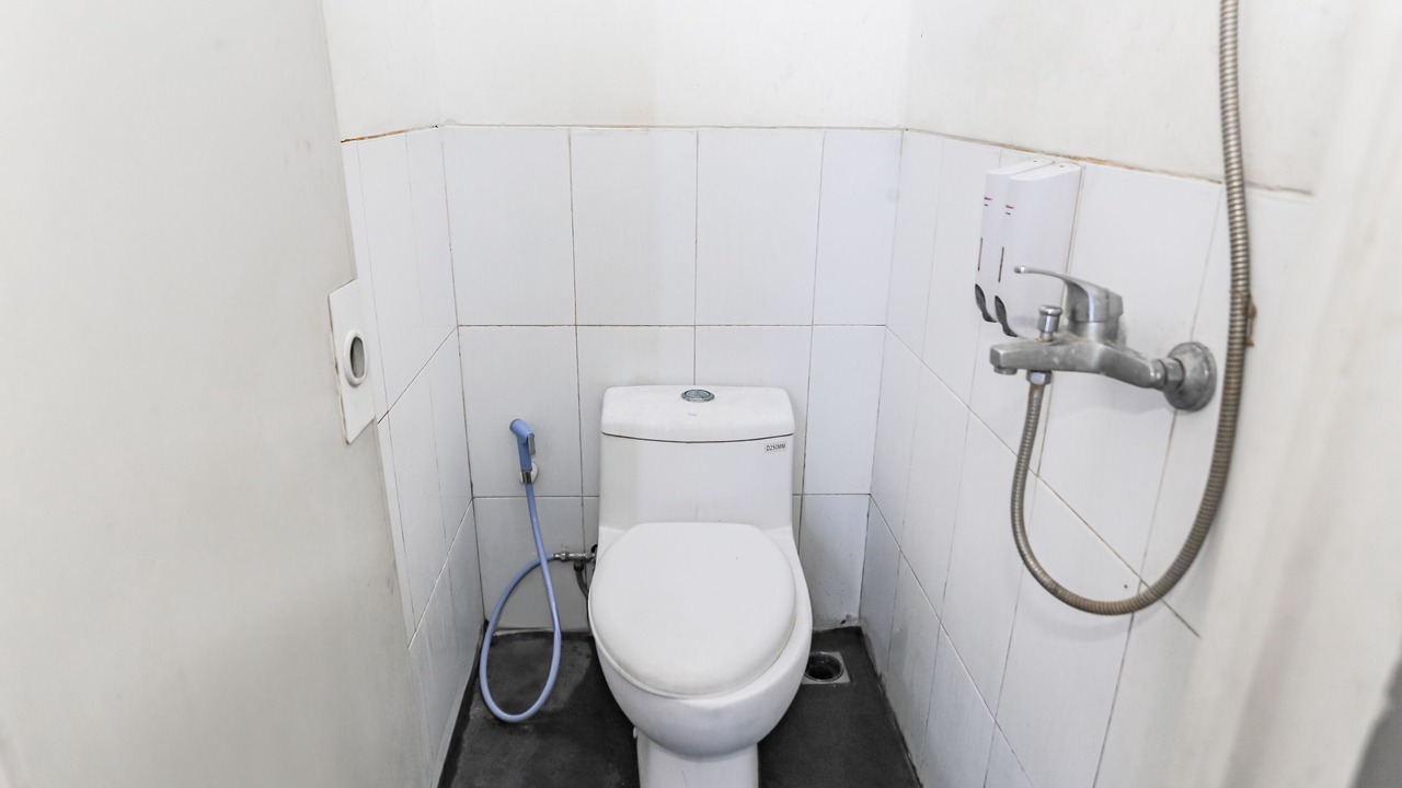 Photo of Bathroom in Ciledug