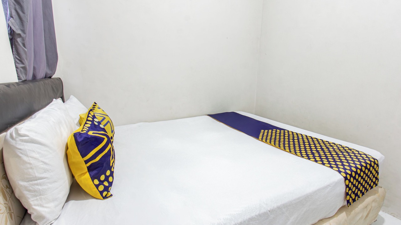 Photo of Bedroom in Tanjung