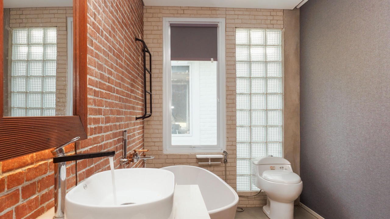 Photo of Bathroom in Mumbul