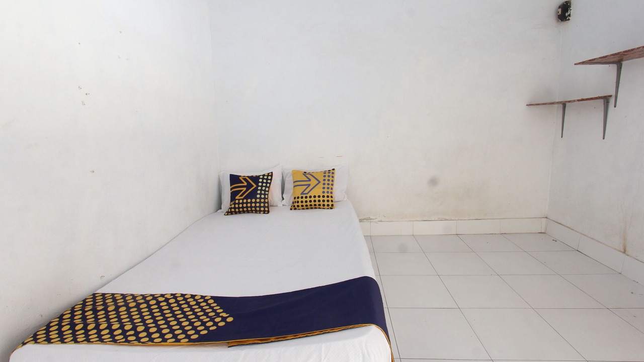 Photo of Bedroom in Tanjung