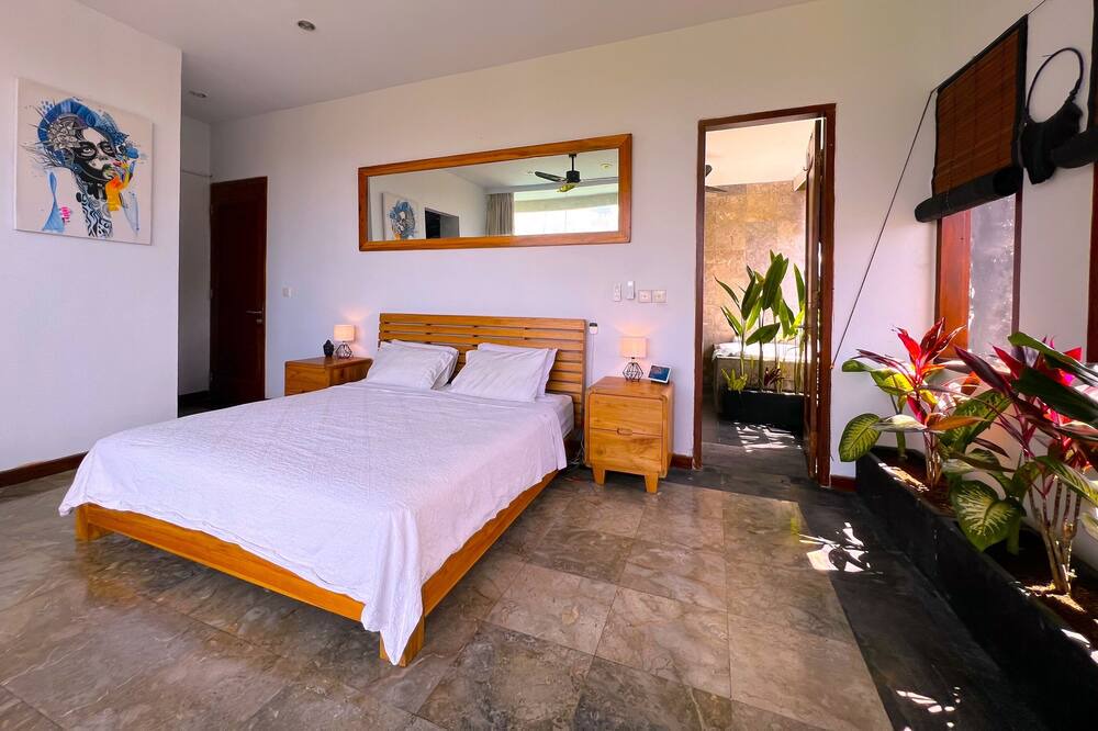 Photo of Bedroom in Petitenget