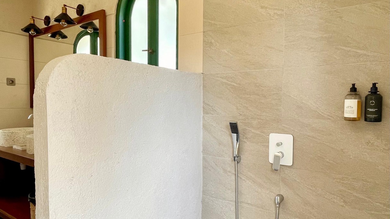 Photo of Bathroom in Berakit