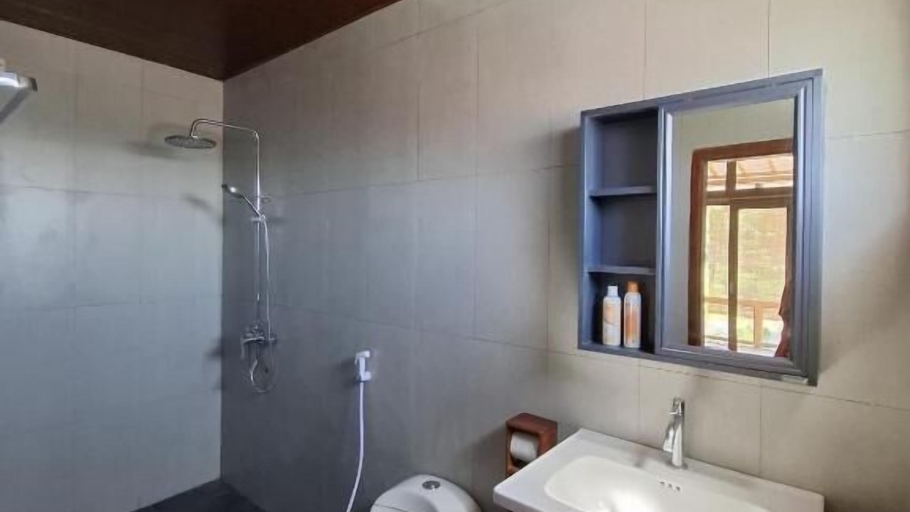 Photo of Bathroom in Tanjung