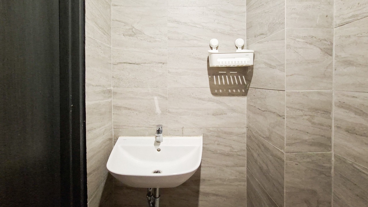 Photo of Bathroom in Panunggangan Utara