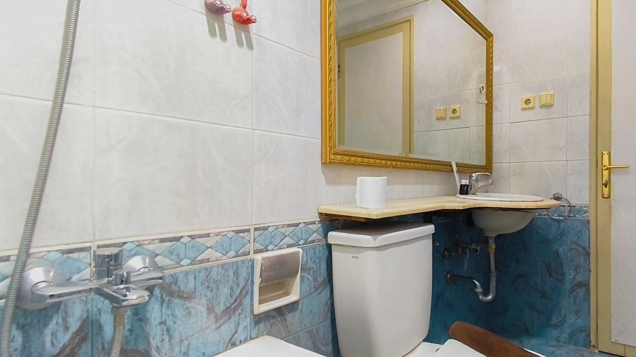 Photo of Bathroom in Suko Manunggal