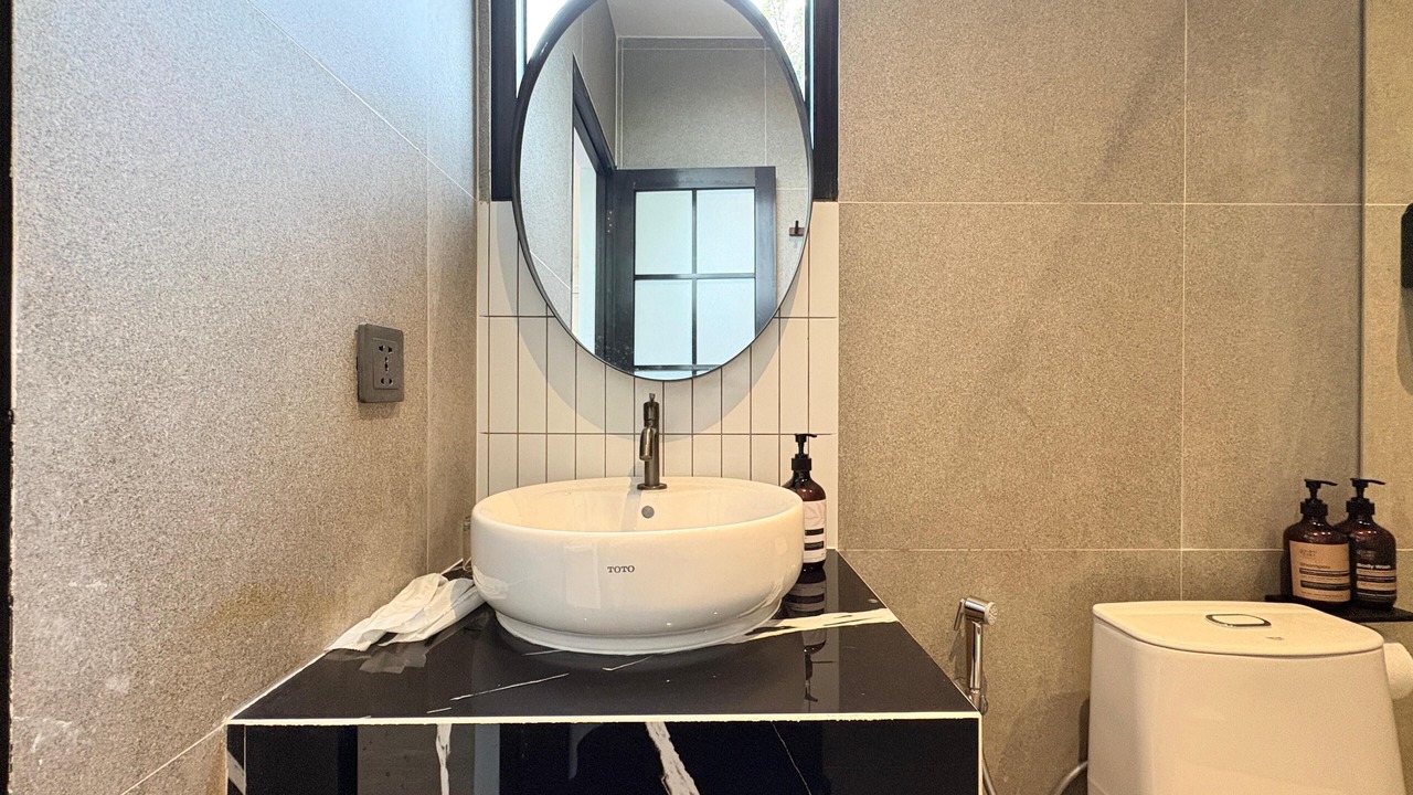 Photo of Bathroom in Srimulyo