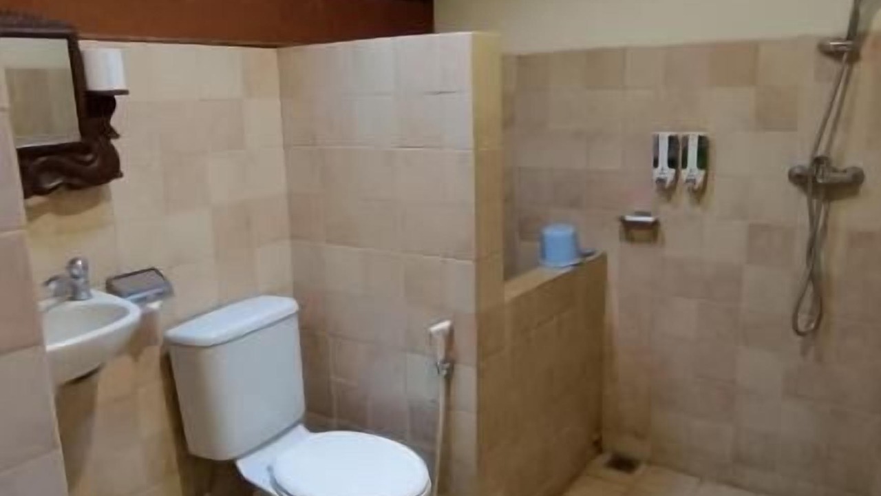 Photo of Bathroom in Prigen