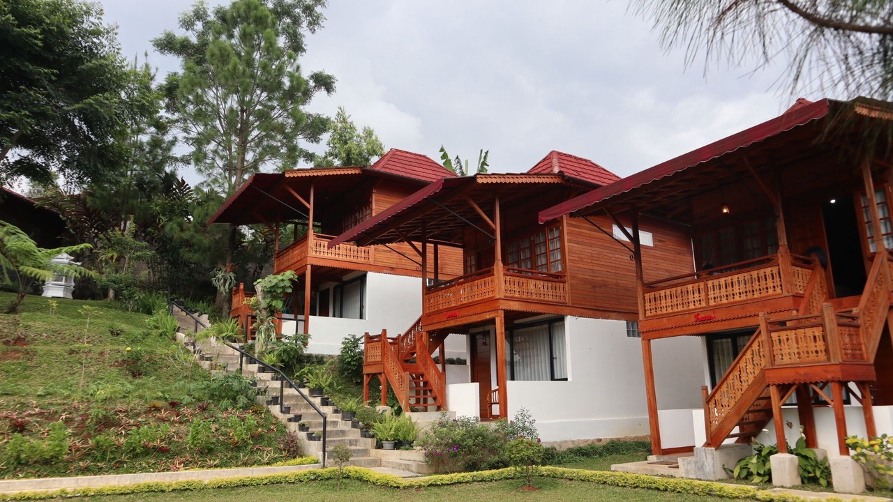 Photo of Outdoor in Cimenyan