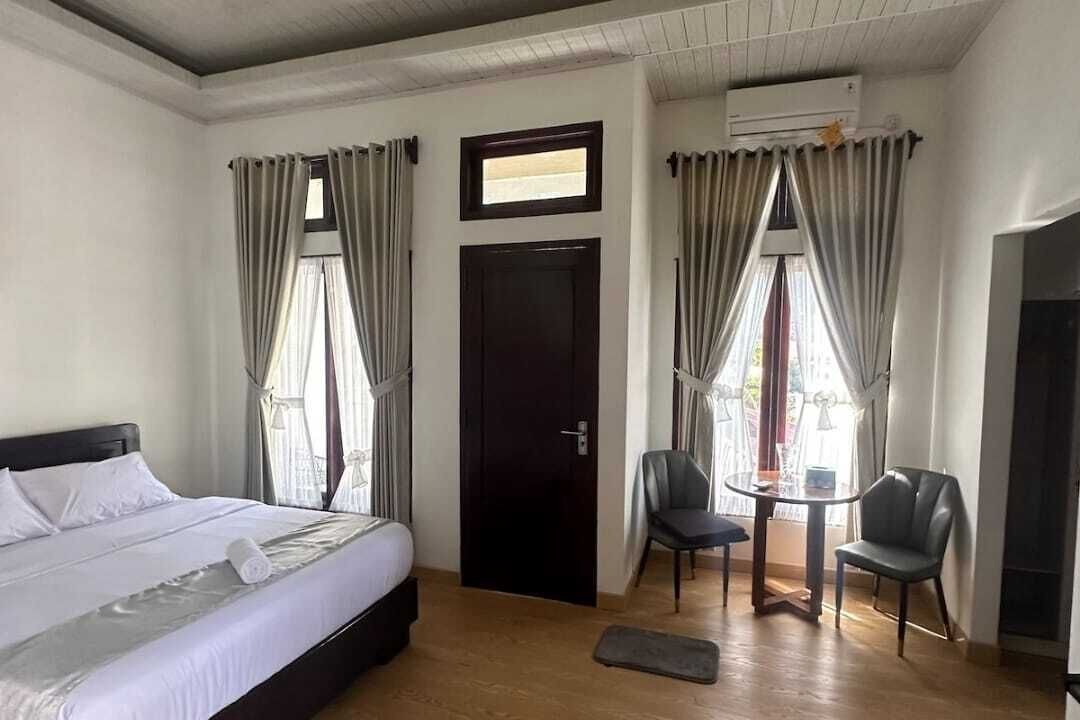 Photo of Bedroom in Bandanaira